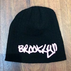 Black BROOKLYN beanie